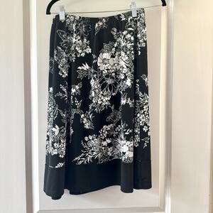 Briggs New York Skirt Women's Medium Black White Floral A Line Midi Knee Length